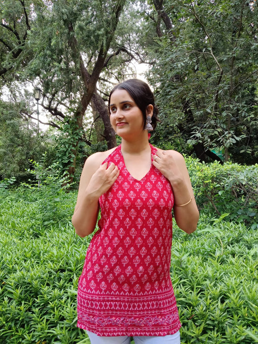 Red vintage strapless kurti